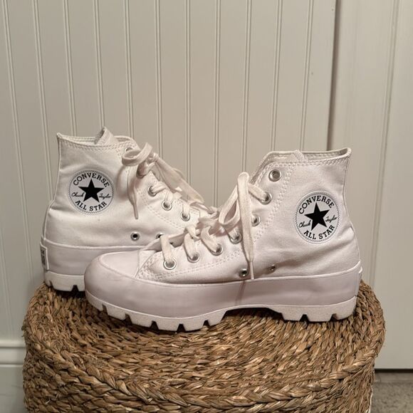 Converse Women's White Chuck Taylor All Star Lugged High Top Sneakers - 7 - Picture 3 of 9